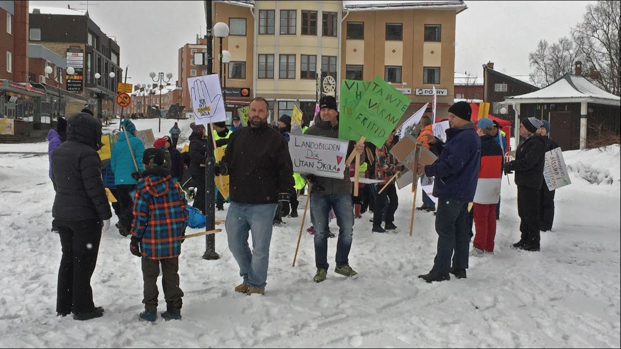 1:a maj-tåg mot stängning av Svappavaaraskolan