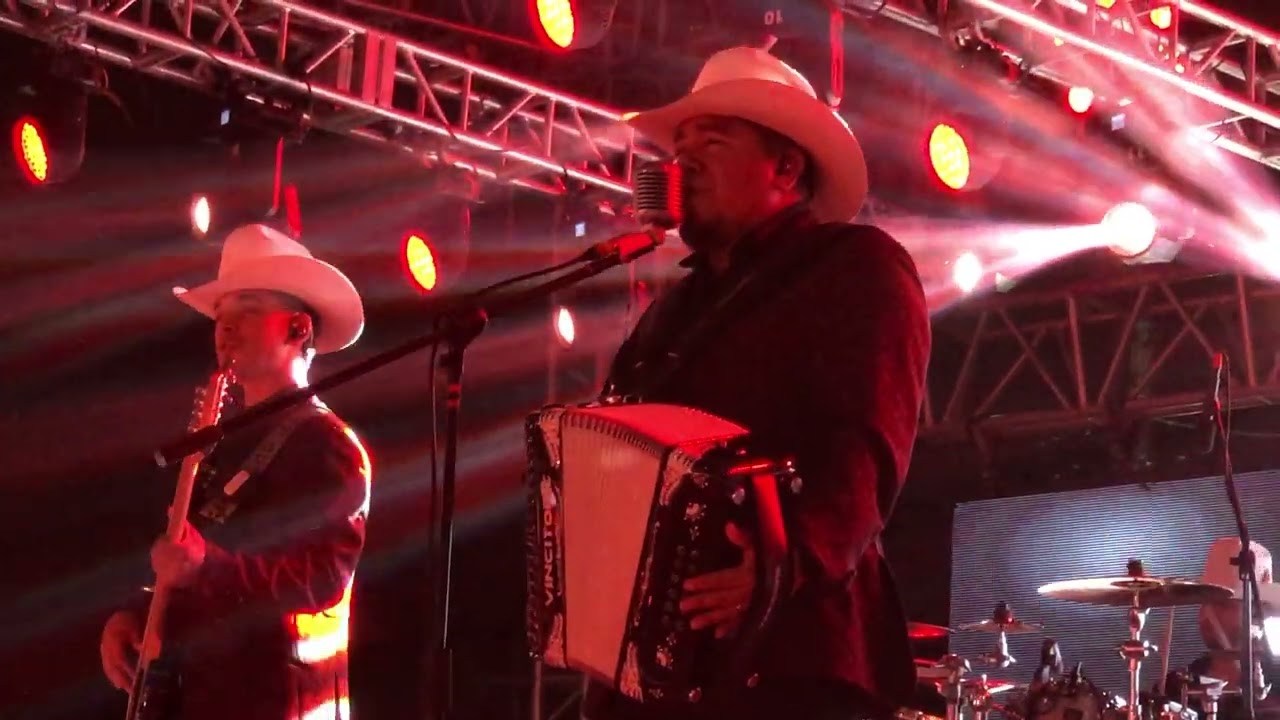 Mix de cardenales de Nuevo Leon en Yahualica Hidalgo