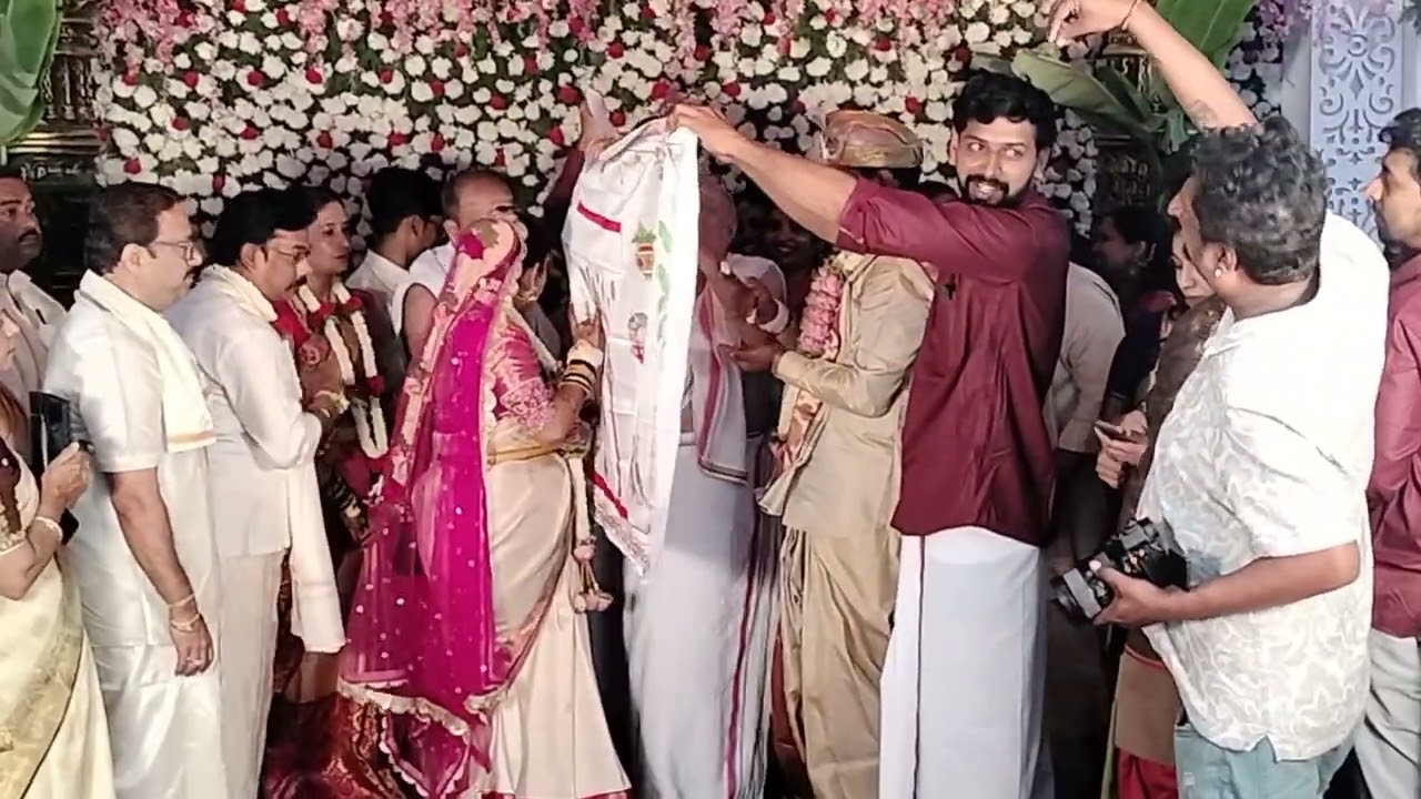     ಪಾರ್ಟ್  16 ಎಲ್ಲರಿಗೂ ಬನ್ನಿ ಎಲ್ಲರಿಗೂ ಸ್ವಾಗತ ಆದಿತ್ಯ ಜಾತ ಹರ್ಷ ಣಿ ಎಂಜಿ ಅವರ ಕುಟುಂಬದವರಿಂದ