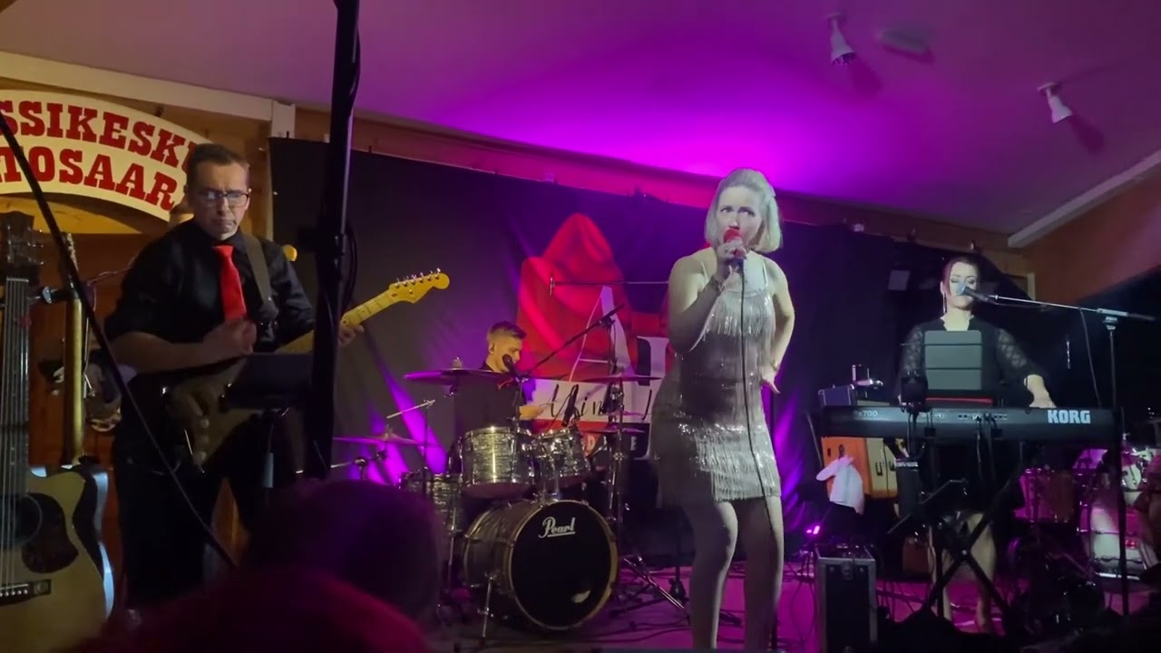 Alina Liikola &Afrodite ❤️ Kas kas niin niin 🥰