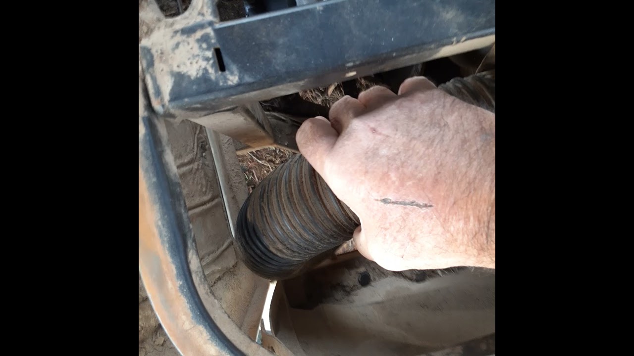 Mahindra UTV 750 Drive Belt Replacement. Part 2.