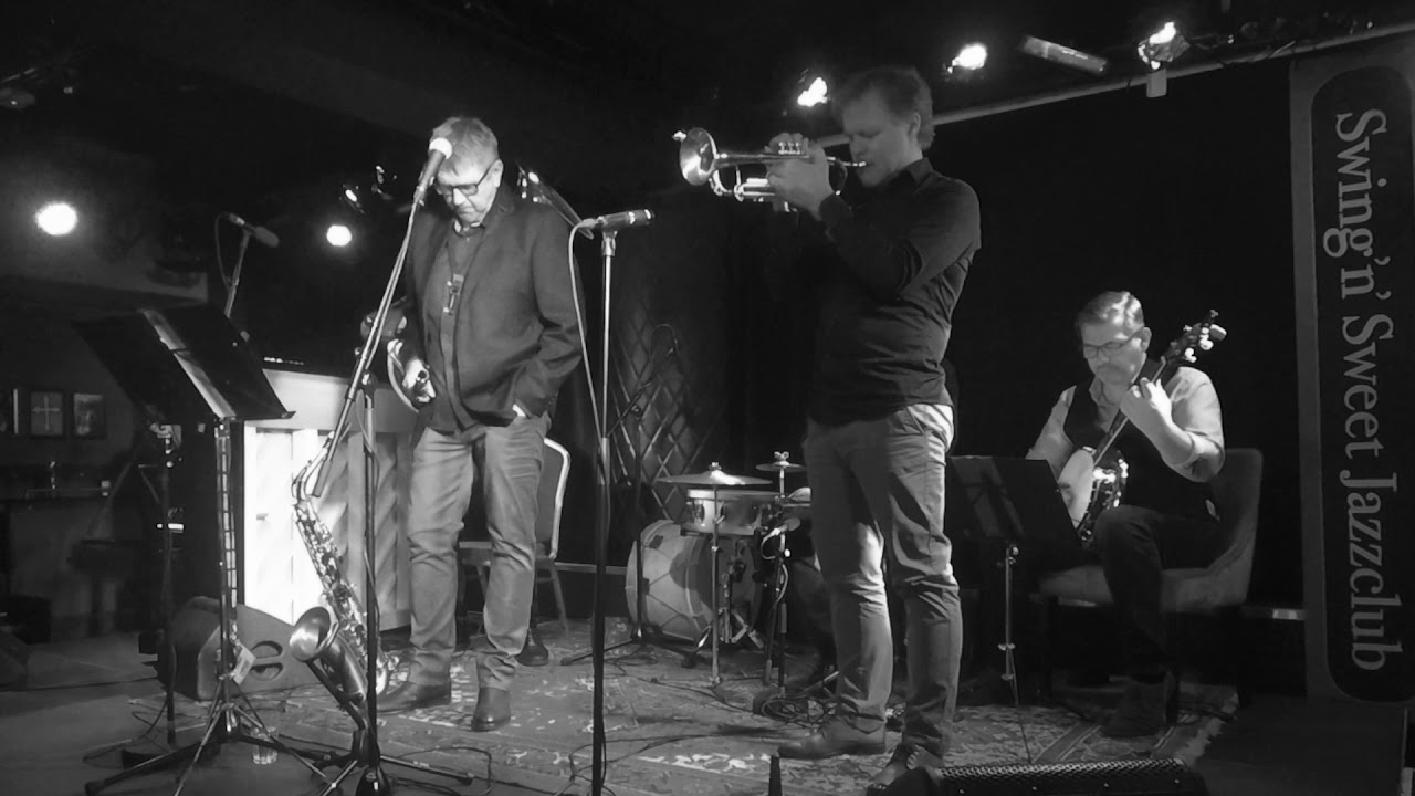 Louisiana Washboard Five - Red River Blues