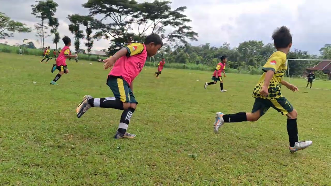 Sesi latihan SSB Garuda Muda KU 2016 dan 2017 #football #sepakbola 