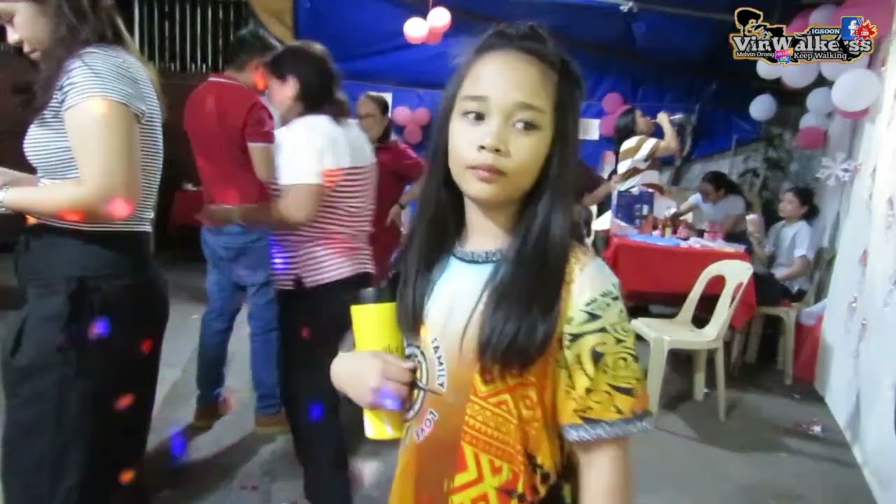 Mag tapon ng barya si ma'am Mylene