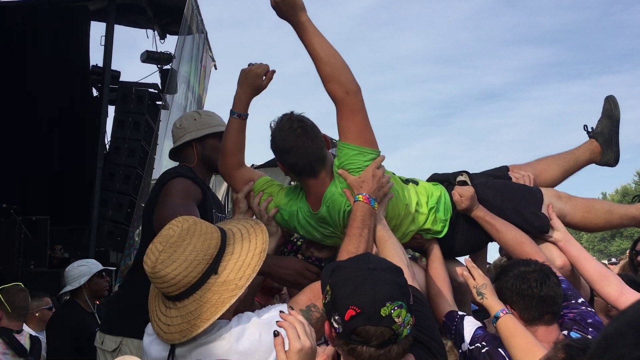 1 - Nobody - Stick To Your Guns (Live @ Warped Tour Virginia Beach - 07/11/17)