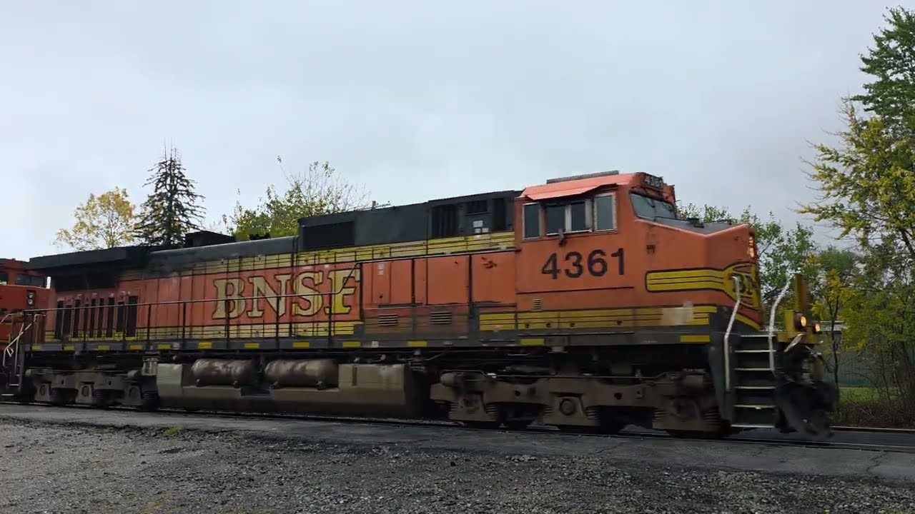 NS Train 47A **BNSF 4361 BNSF 9284 BNSF 6881** Waterloo, Indiana October 19, 2025 1418
