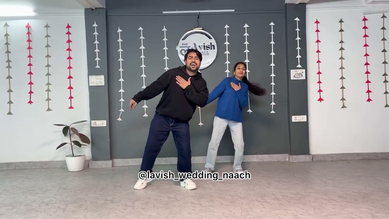 Sadi Gali x Rock n Roll Soniya || wedding dance performance || @lavishweddingnaach6297 #wedding