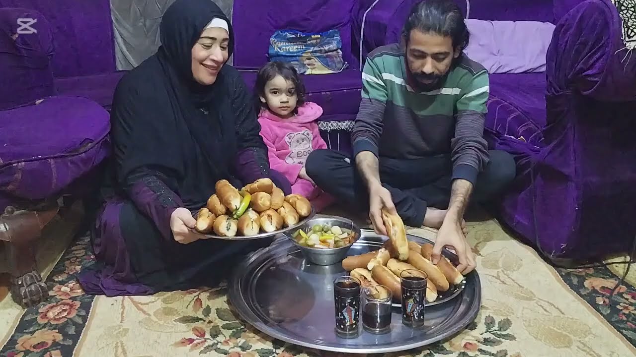 يلا نعمل تحدي اكبر كميه فطار يوم الجمعه نشوف مين اللي هيكسب انا ولا محمود على 30 سندوتش ❤❤❤❤