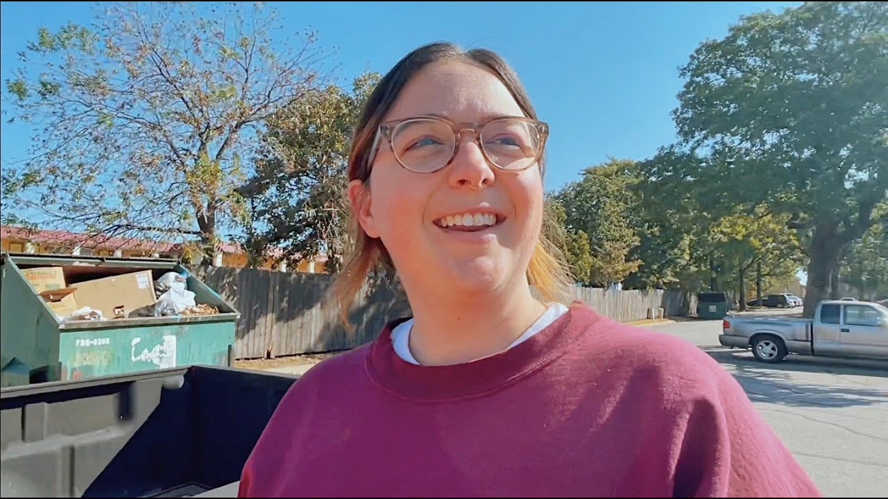 Dumpster Diving at Apartments & I Have Stickers Now!