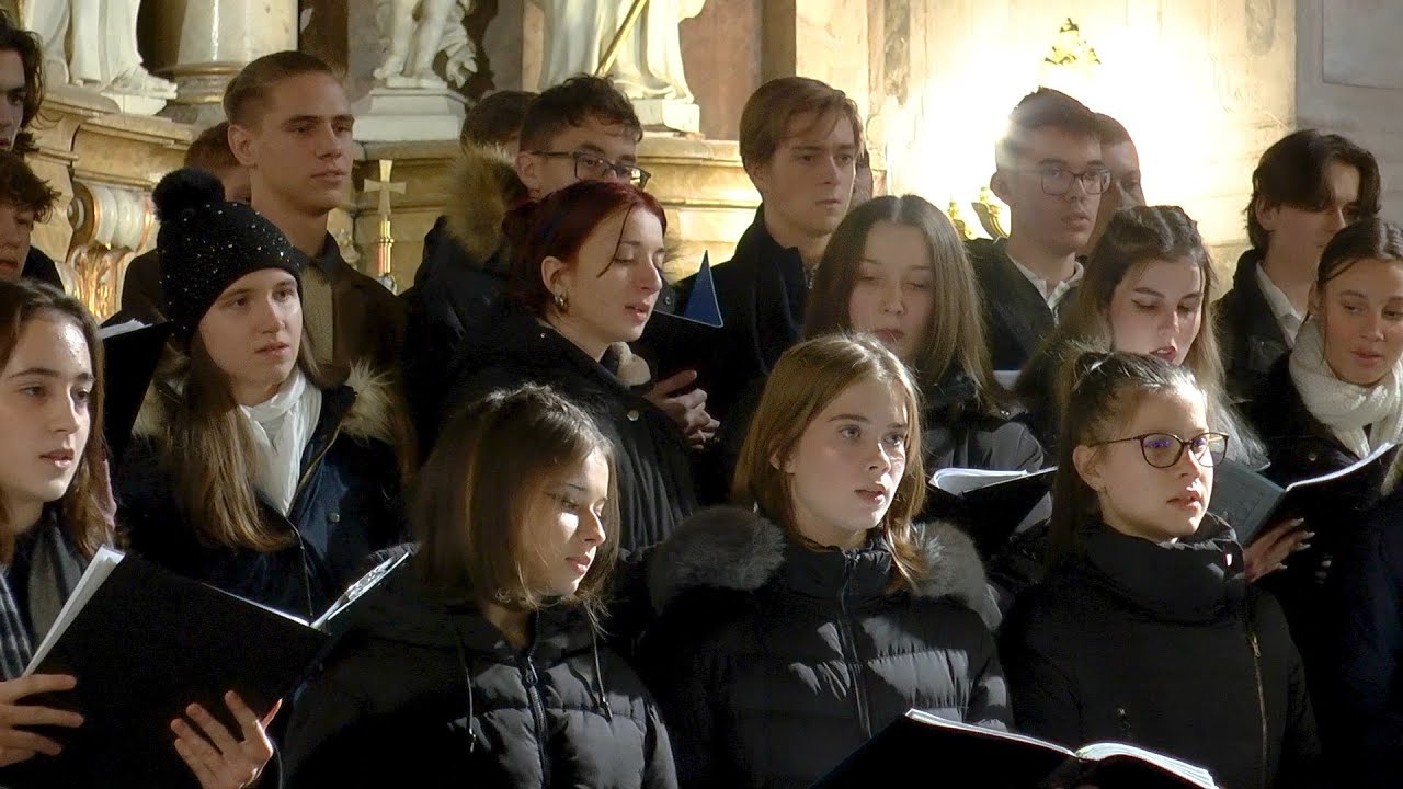 Kodály Zoltán Gimnázium Vegyeskara ( 4/5 ) - 2023 Karácsonyi Hangverseny