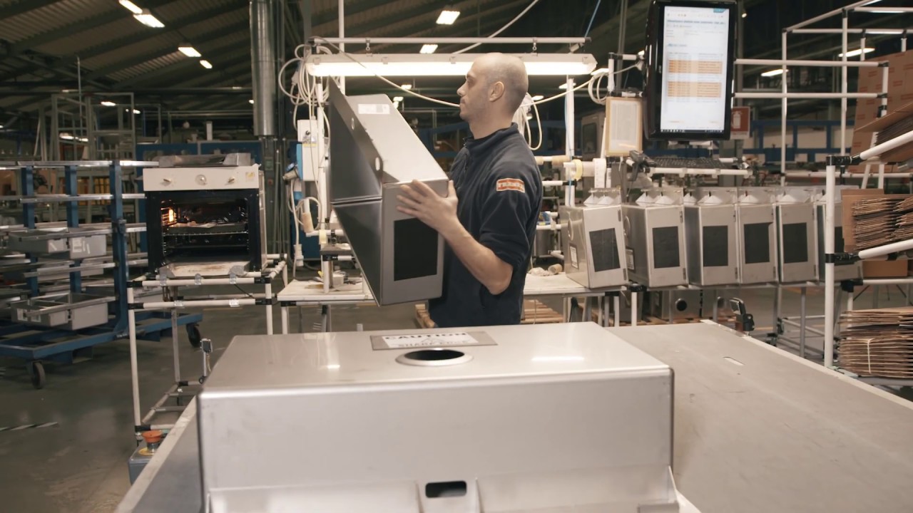 How Franke stainless steel sinks are made in Peschiera del Garda.