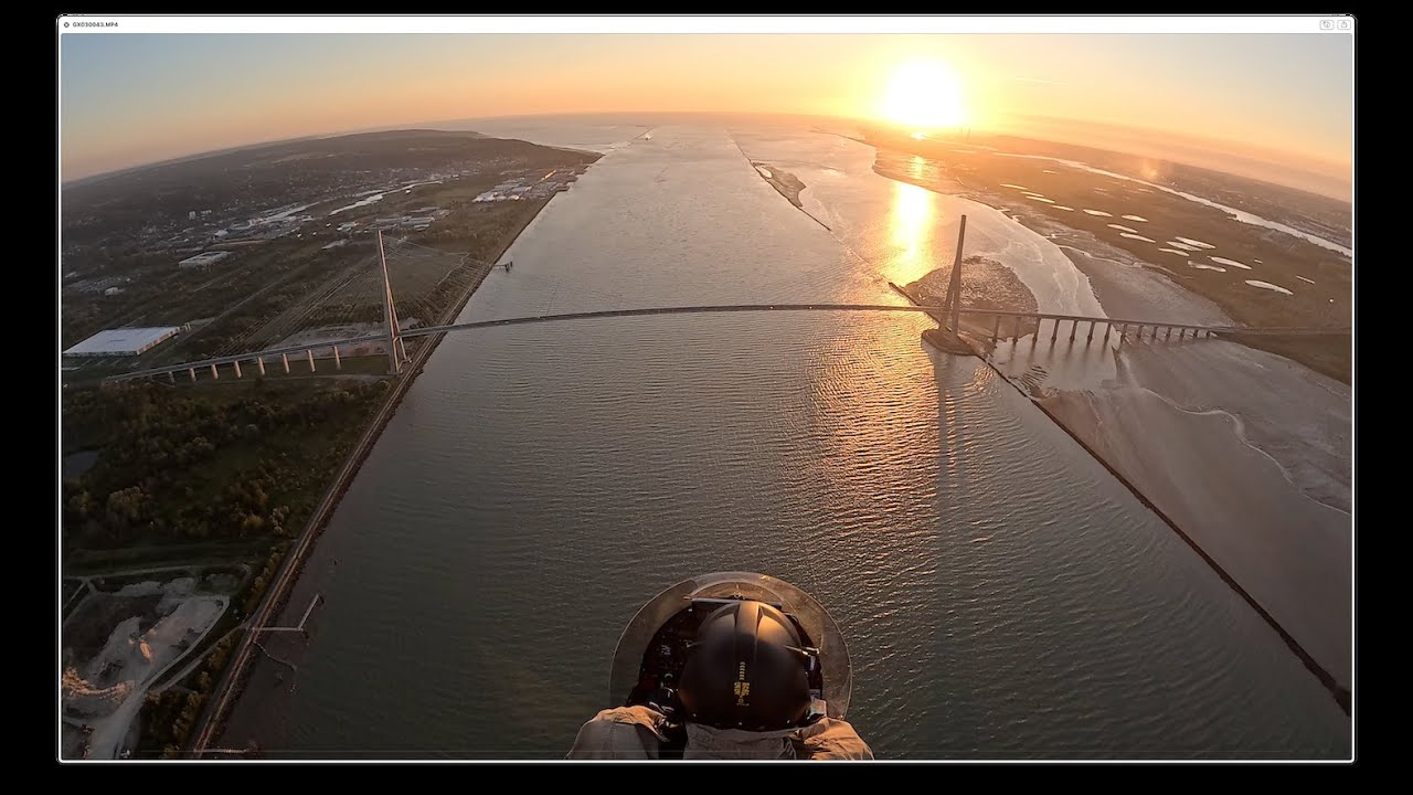 Etretat et le Pont de Normandie au crépuscule