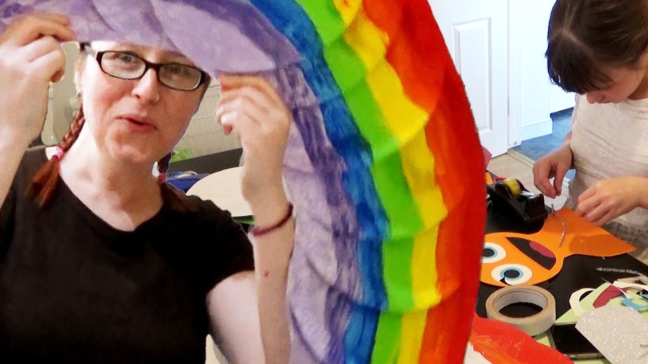 Making a RAINBOW WINDOW DISPLAY during the LOCKDOWN