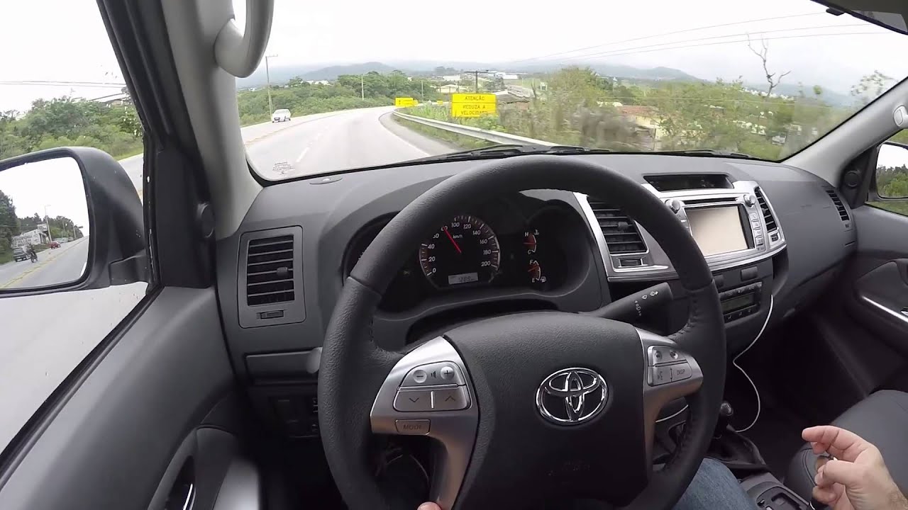 Opinião Toyota Hilux 2.7 Flex Aut. 4x4 2015 - Parte 1: Por que uma Flex?