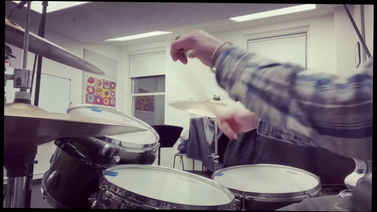 Drumming with My Band in a Box - 122 bpm