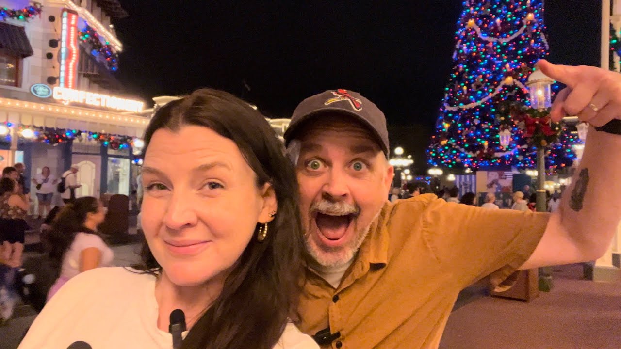 Magic Kingdom Frozen Holiday Surprise. Christmas Decor is up!