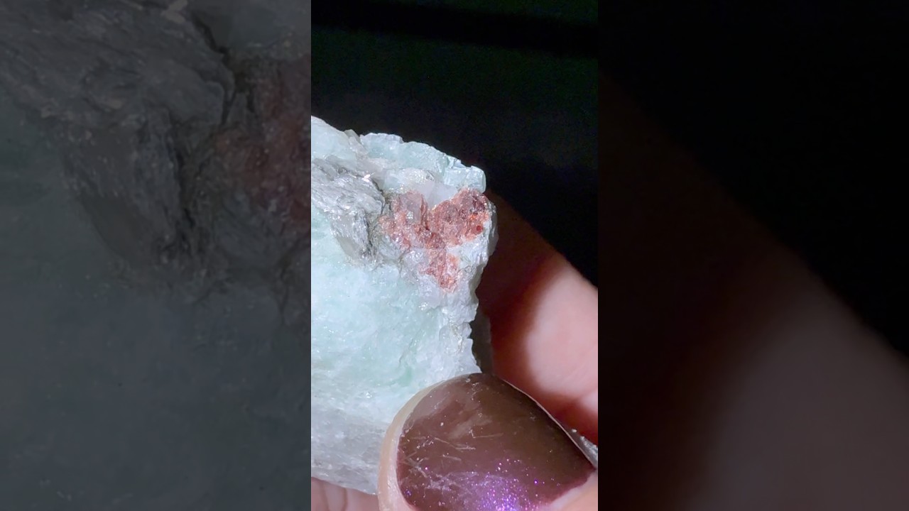 Red Garnet in Amazonite 