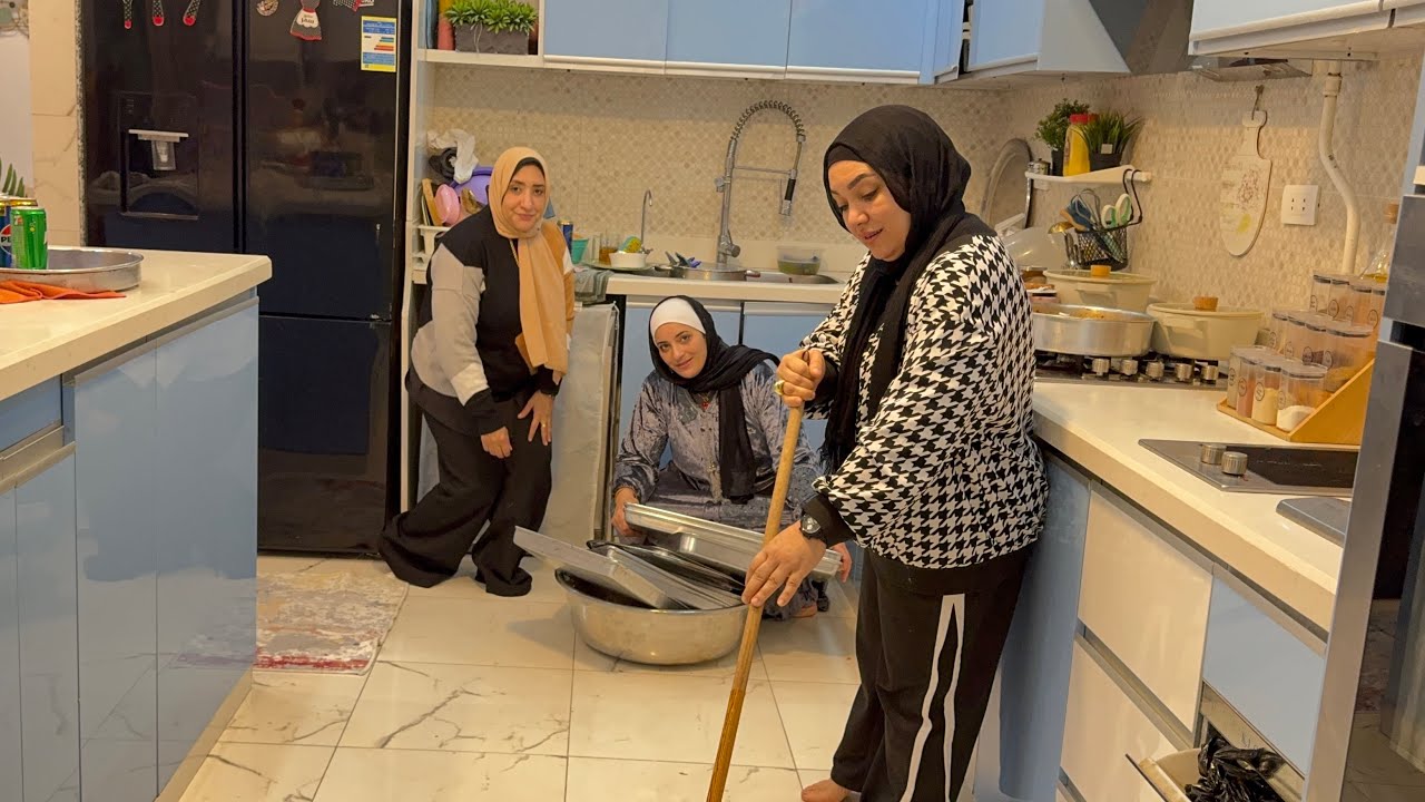 جبتهم ينضفو تنضيفه العيد انا مليش حق عليهم يعني 