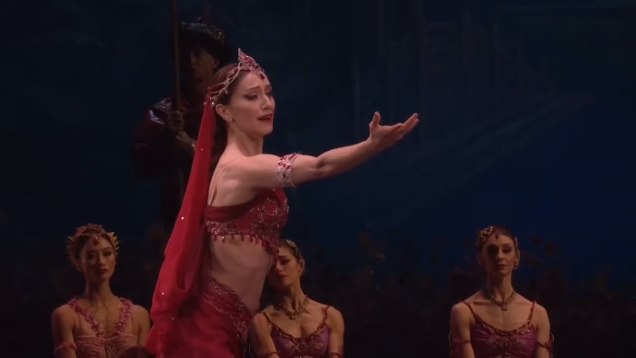 Marianela Nu&ntilde;ez &mdash; Nikiya&rsquo;s death | La Bayadere (Royal Ballet)