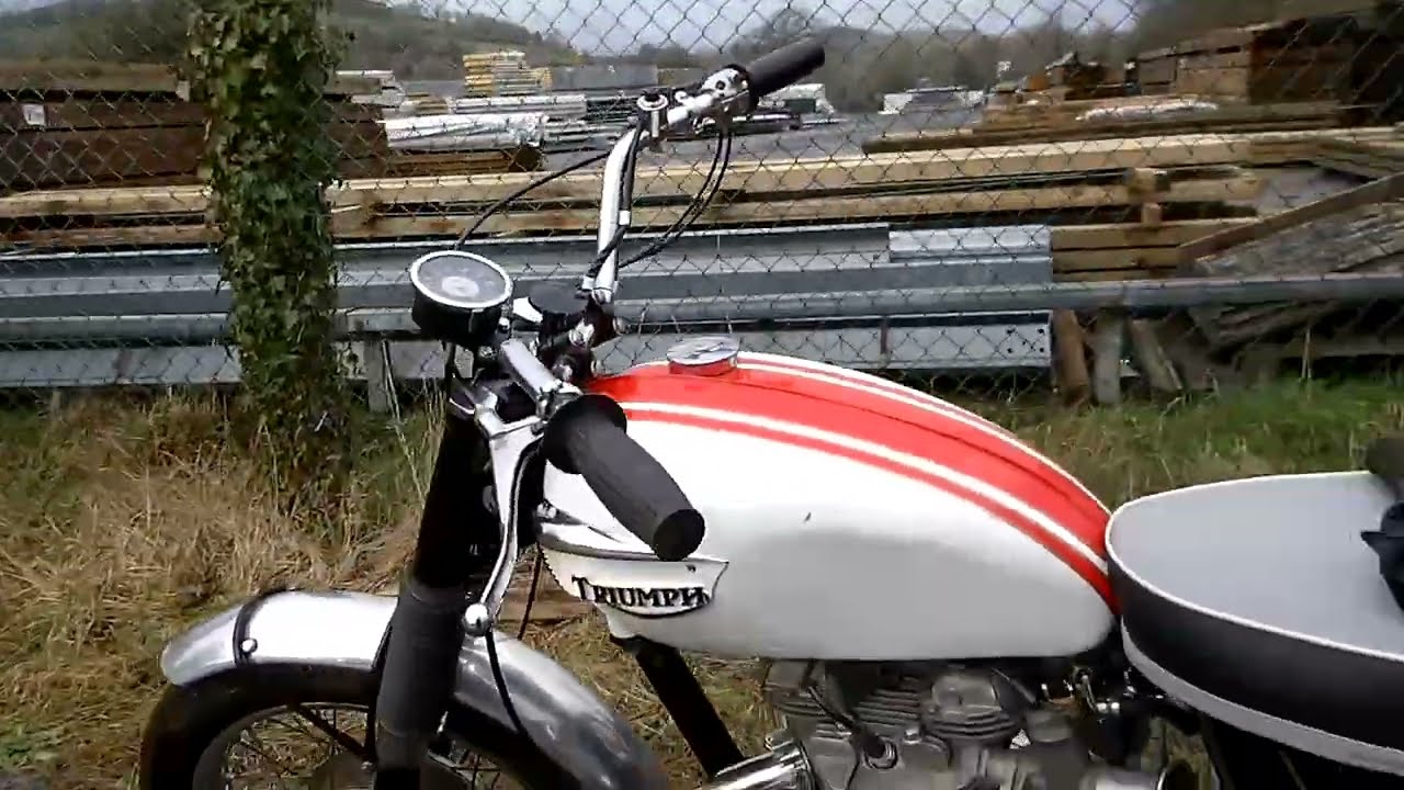 Triumph T120TT short test ride.