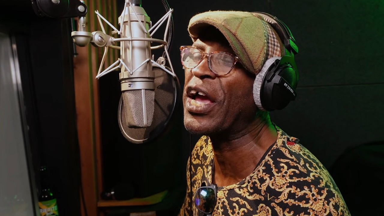 Eek A Mouse & Irie Ites - Musical Ambassador - Murda Dem Riddim (Official Video)