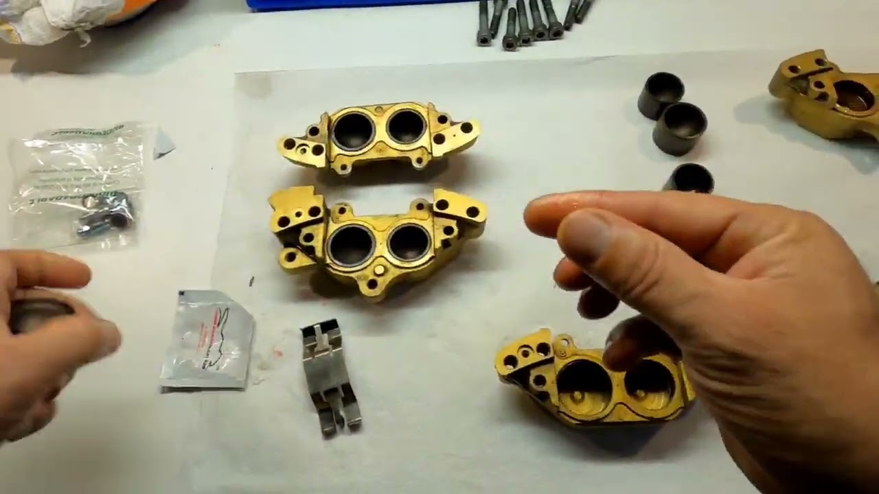 Revisione pinze freno Honda CBR RR 900