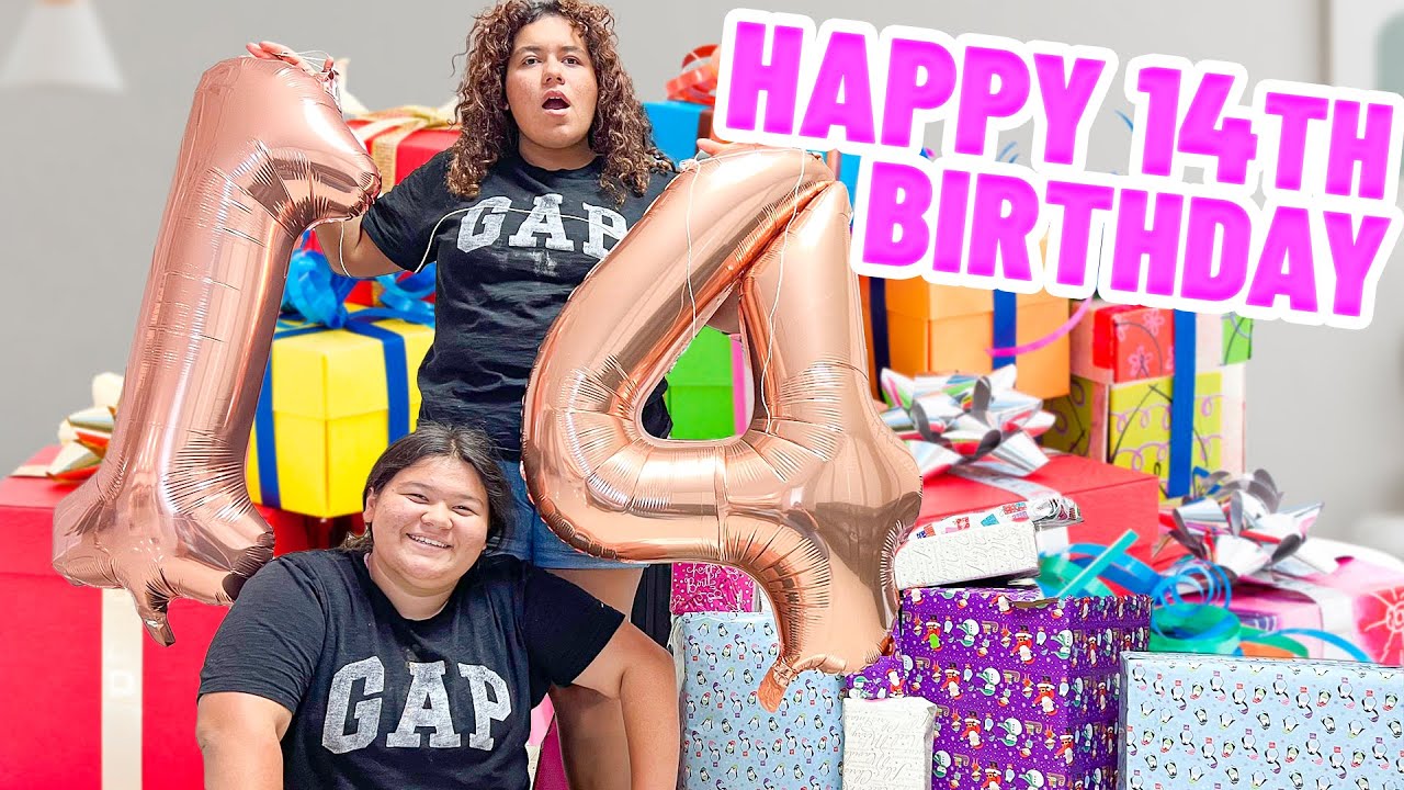 IZZY'S 14TH BIRTHDAY OPENING PRESENTS!!!