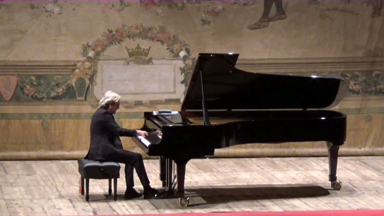 ANTONIO CONSALES - F. CHOPIN &Egrave;tude Op. 10 No. 1 live