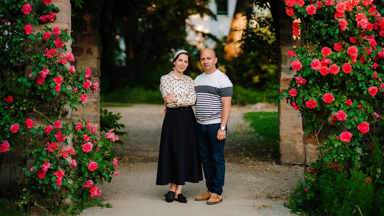 Loy & Ramona Vass - Tu esti in control
