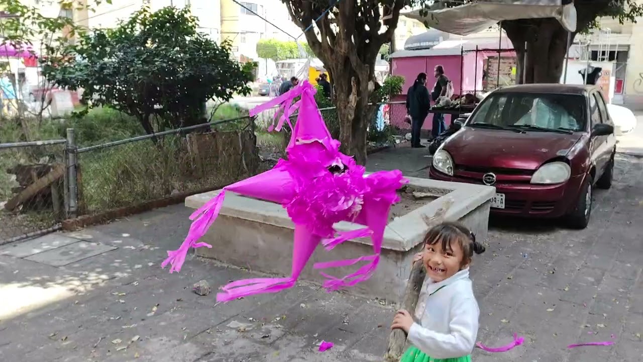 LA PIÑATA IRROMPIBLE 