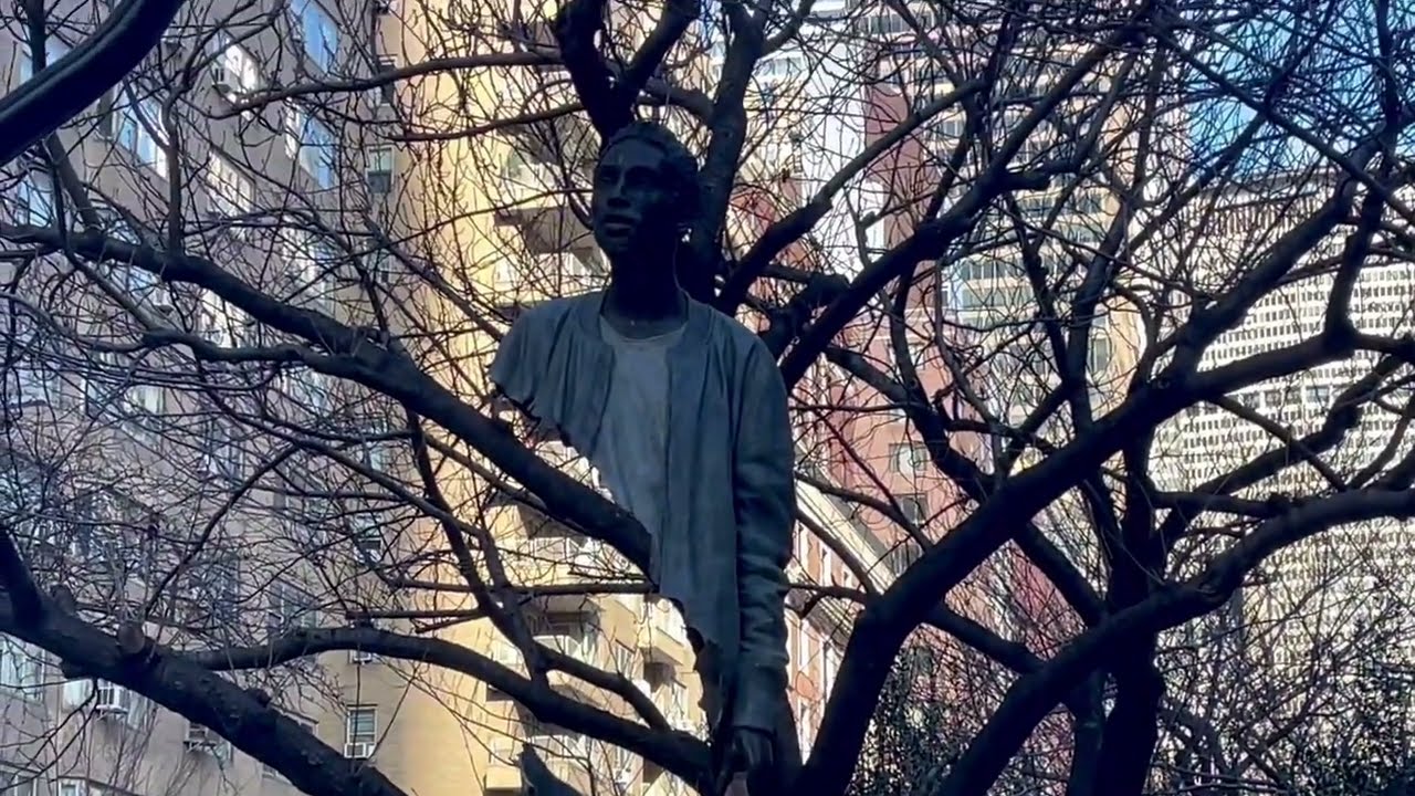 KHADINE (Travellers)