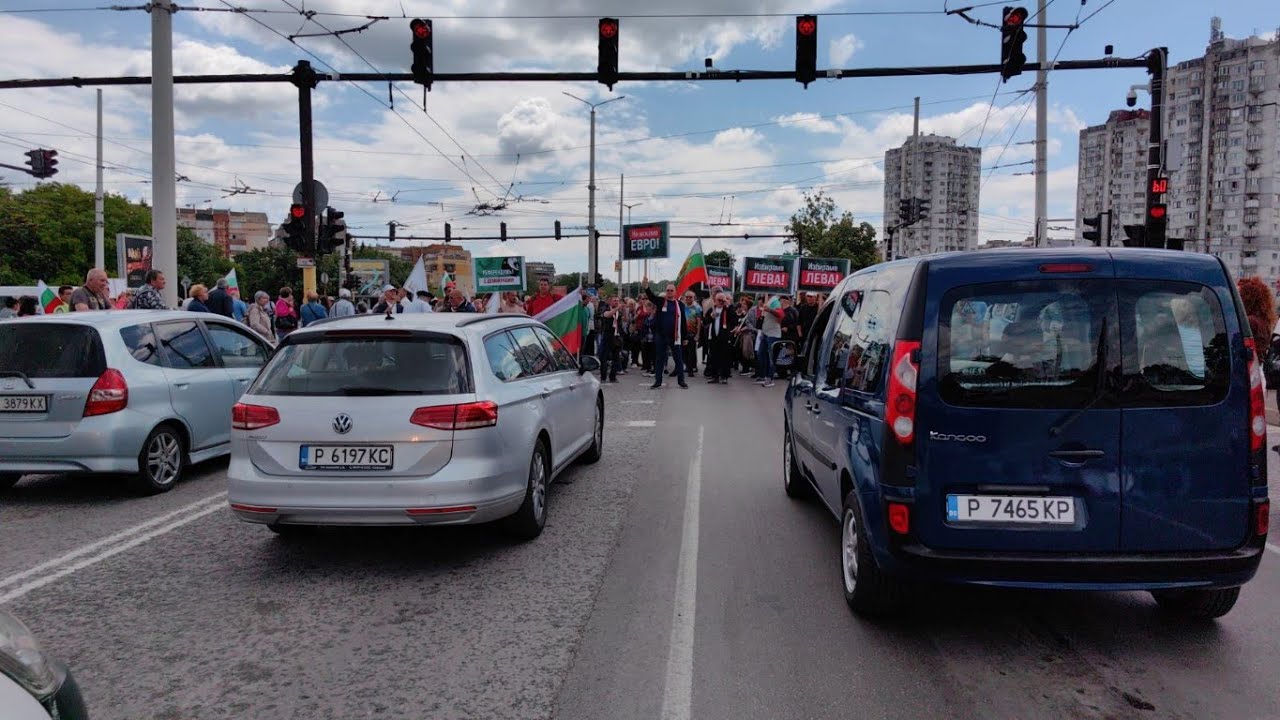 Протест срещу еврото затвори кръстовище в Русе, ще има и шествие по улиците