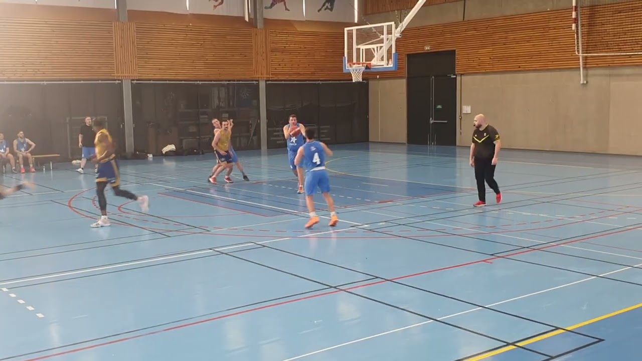 Seniors R3 Use vs Pertuis match retour 3e Q-T