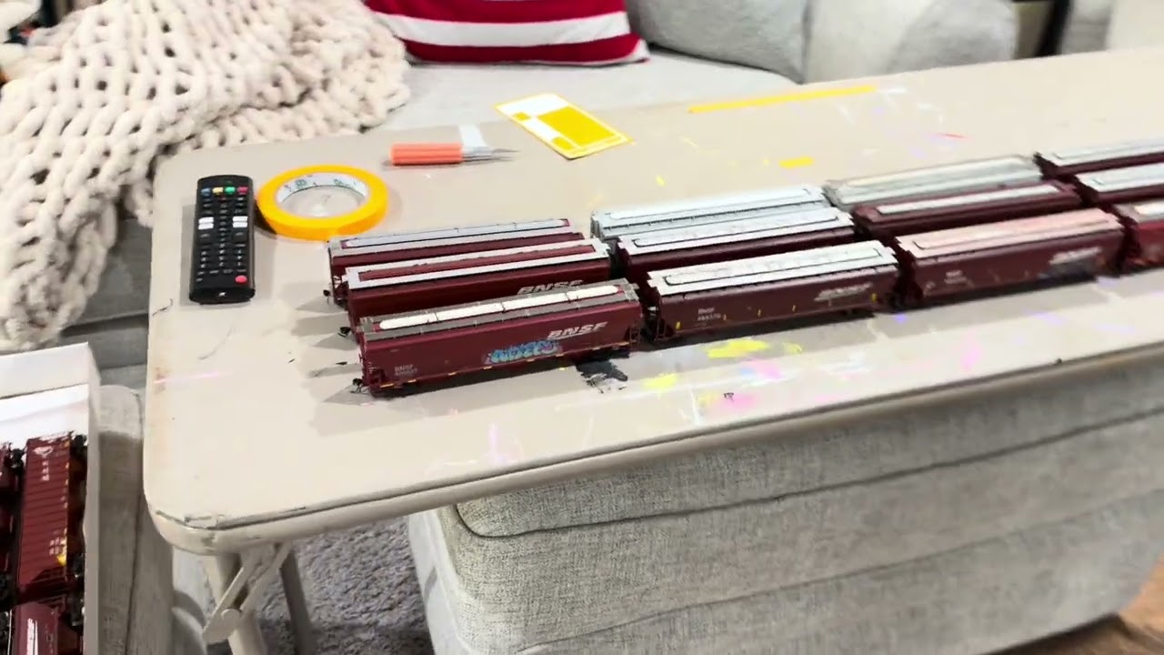 HO scale project and layout update February 2026. Custom B units, weathering and more.