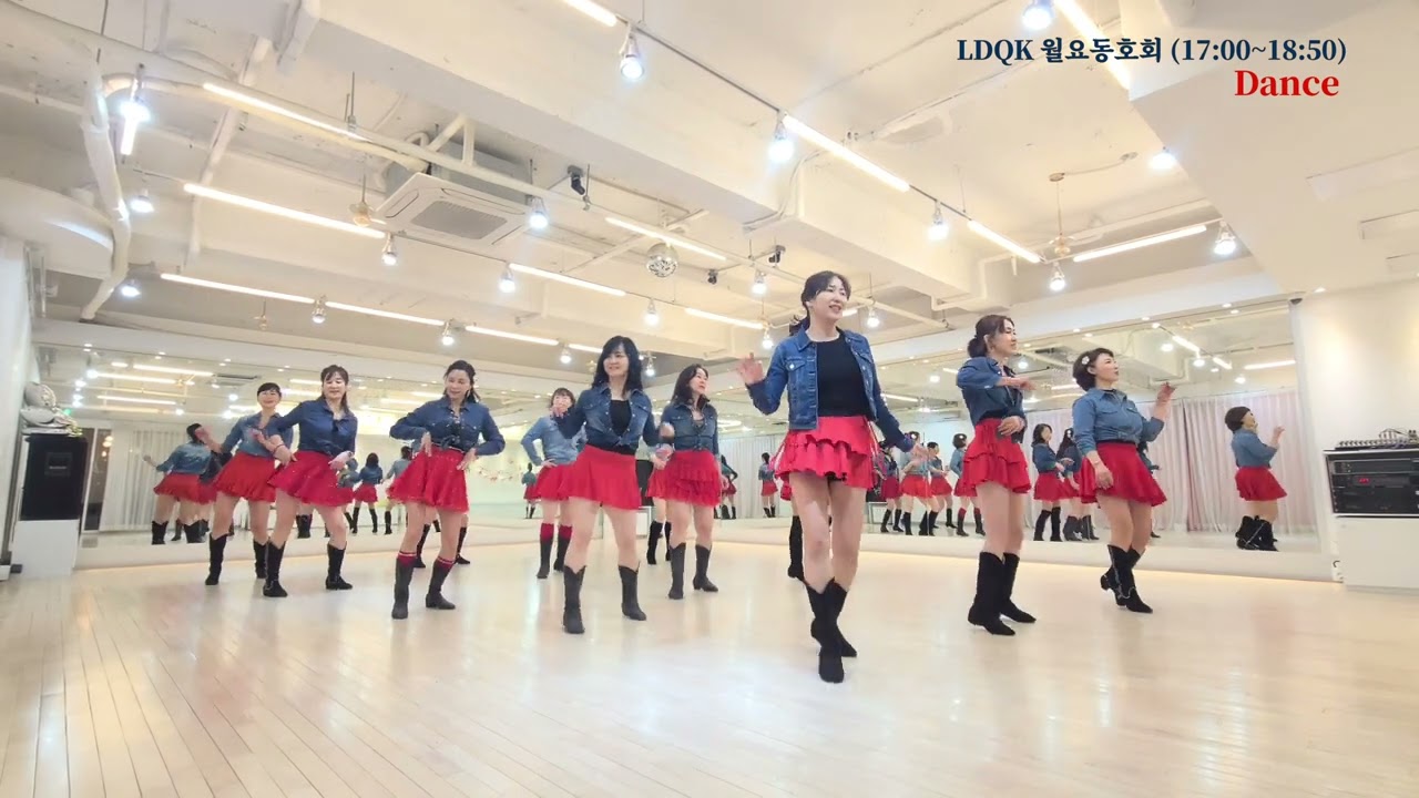 ТАНЕЦ Line Dance l Intermediate l Dance Line Dance l Linedancequeen l Junghye Yoon