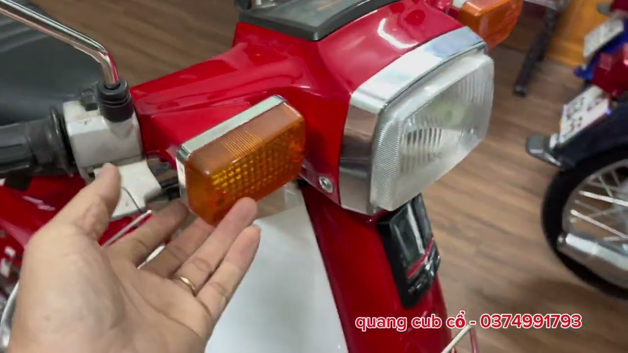 chào bán chiếc DM70cc màu đỏ , biển 29-518