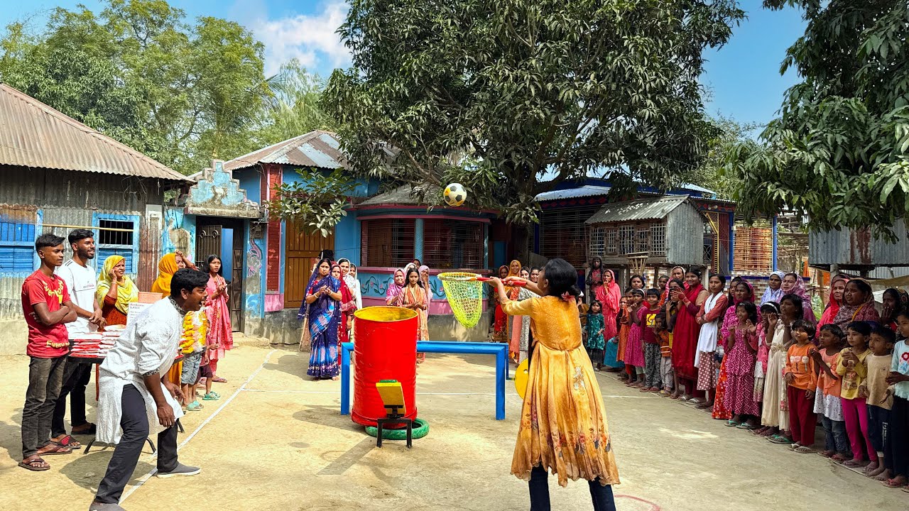Audience was shocked to see the captivating performances of the village sisters one after another.