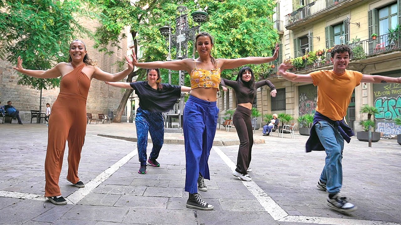 Youth, be the light! | Videoperformance juvenil en Barcelona