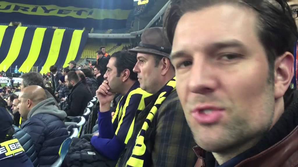 Bas Muijs bezoekt Dirk Kuyt in Istanbul (deel 1)