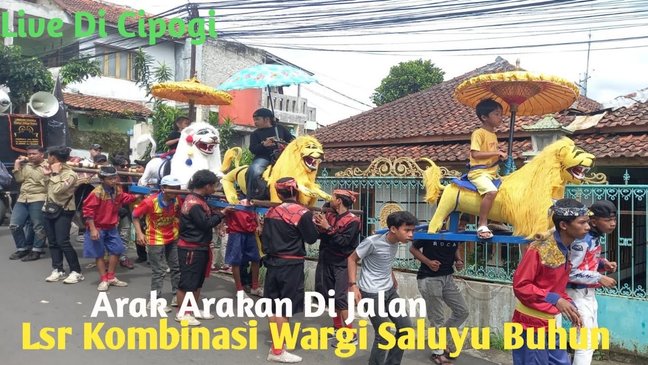 Arak Arakan Di Jalan Lsr Kombinasi Wargi Saluyu Buhun Live Di Cipondoh Girang Cinunuk