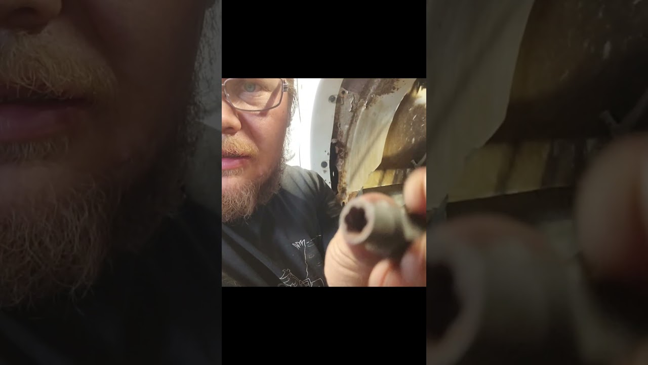 Fixing the exhaust manifold leak! 