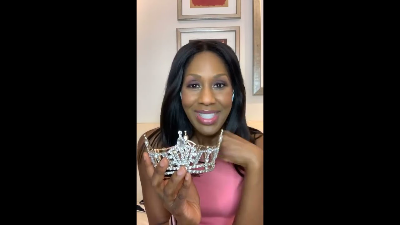 I’m a Doctor and Former Miss Iowa. Watch Me Unbox My Crown!👑