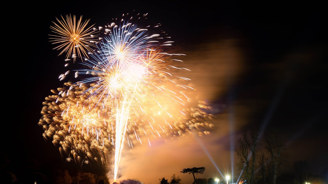 Spectacular Fireworks Display at Cassiobury Park, Watford, Hertfordshire