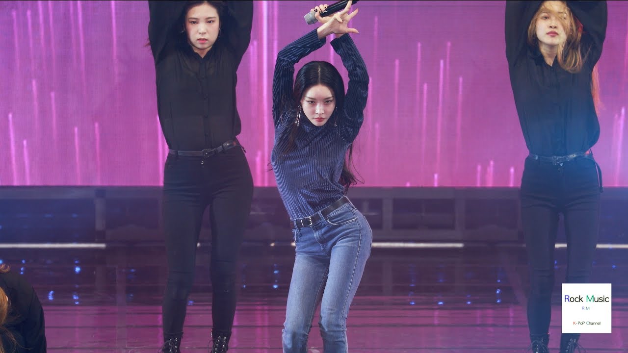 청하 (CHUNGHA) (벌써 12시 + Love U + 롤러코스터 +WDYK) 4K 60P 직캠 러닝폼 190219