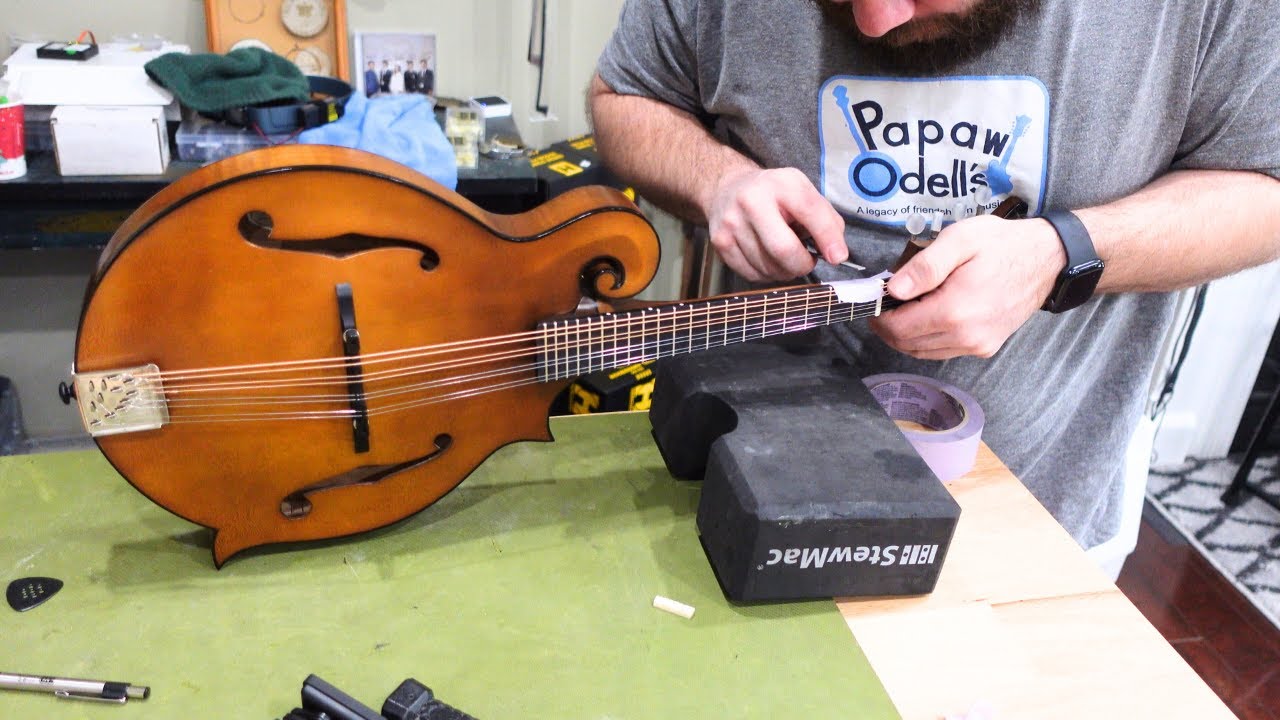 Gibson F-9 Mandolin: New Nut & Bridge Fitting