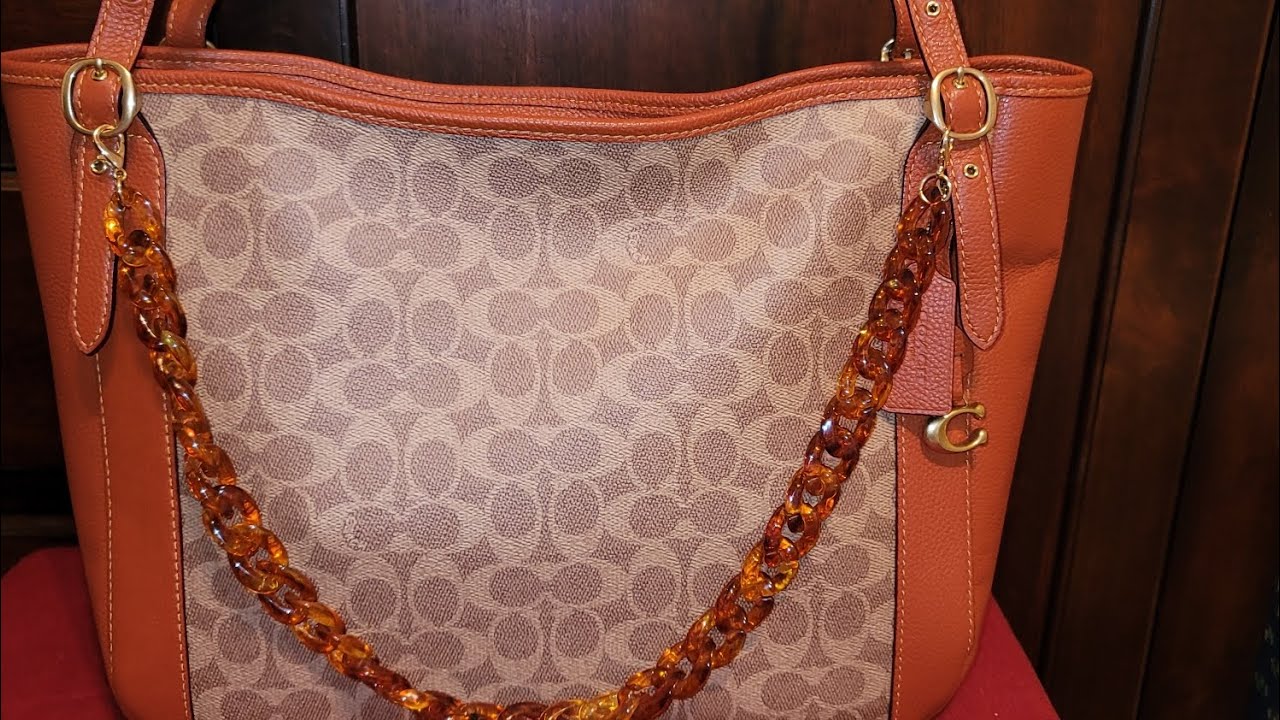 Wimb•Coach Alana Tote in Tan Rust Signature Canvas 🍂#coach #deelux