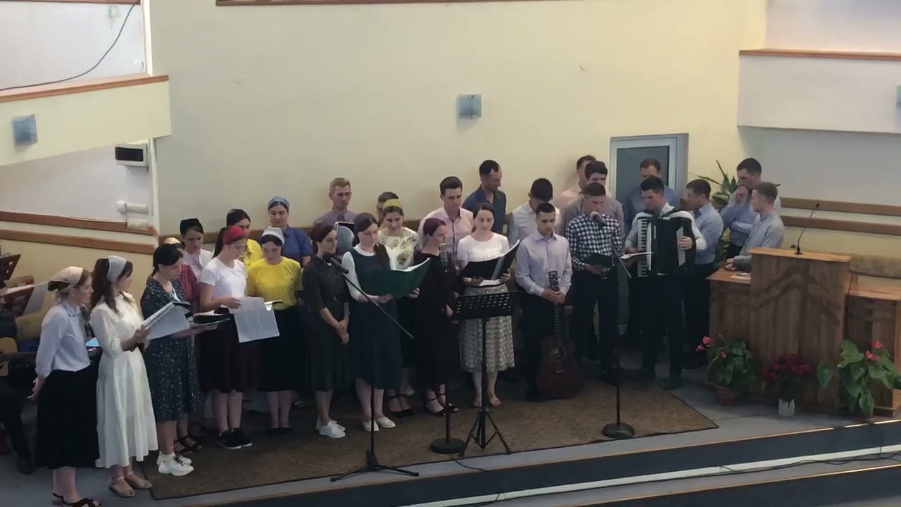 Grup de tineri din Chișinău - AZI TE CHEM BISERICĂ