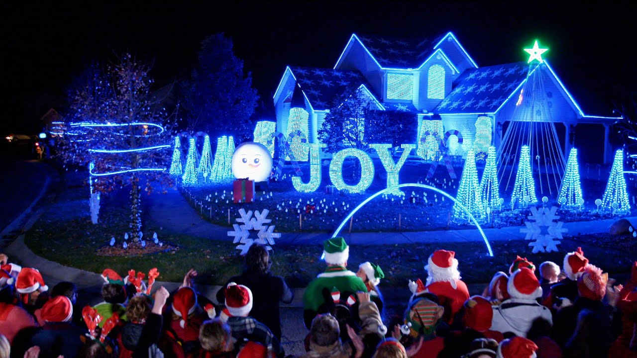 Nagy Family's Animated Light Show Delights - The Great Christmas Light Fight