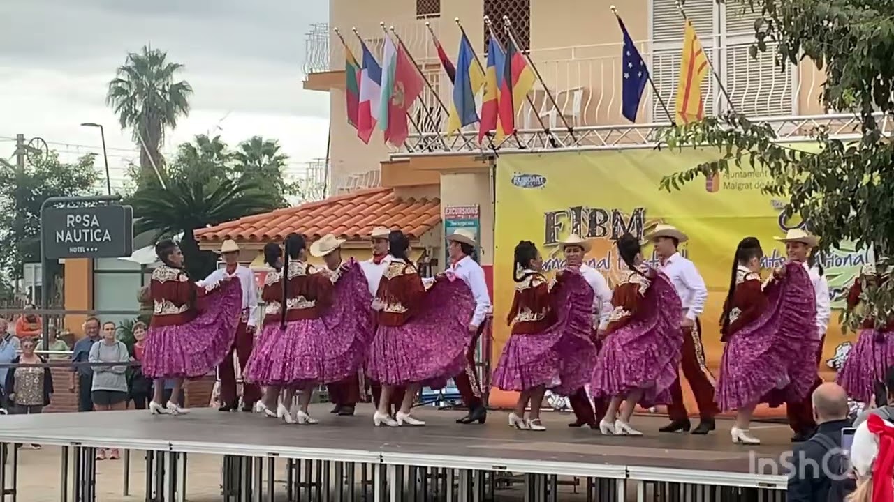 Baile folclórico de México en Malgrat de Mar (12-10-2024)