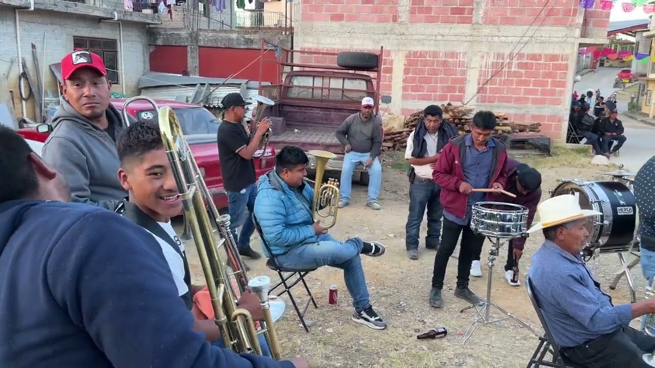 Así Se Pone La Banda Hoz De Cuevas En La Casa Del Mayordomo 2024